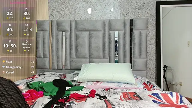 Snapshot of MiissBNasty chatting on October 2025 02:43:01 AM MiissBNasty online show from October 2025 02:43:01 AM