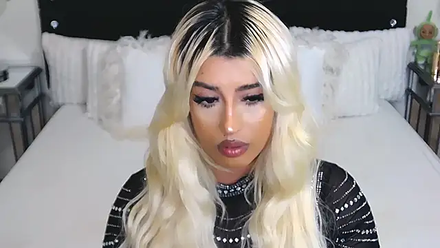 GiseleReine online show from March 2026 01:56:01 PM