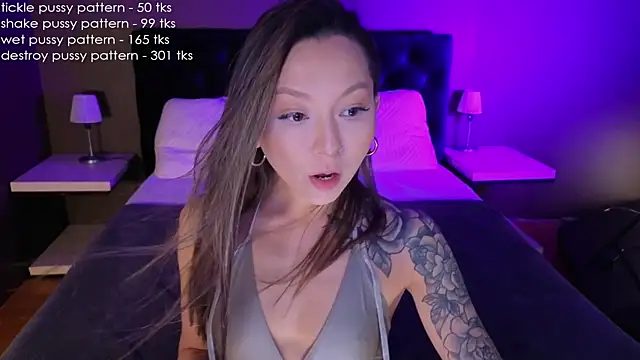 im casey online show from February 2025 05:48:02 AM