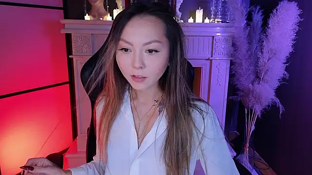 im casey online show from February 2026 12:49:02 PM