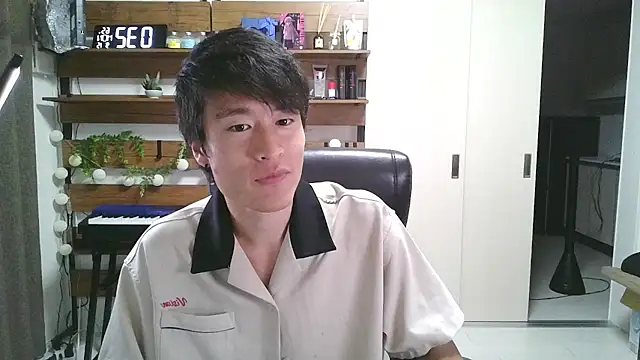 Snapshot of IroManager chatting on September 2025 03:34:02 PM IroManager online show from September 2025 03:34:02 PM