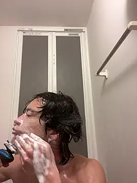 IroManager online show from April 2026 12:20:01 PM