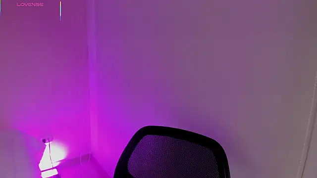 Oriana Guzman online show from February 2026 11:33:01 PM