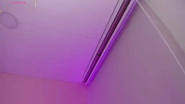 Oriana Guzman online show from March 2026 01:24:01 AM