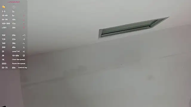 Oriana Guzman online show from September 2025 10:26:01 PM