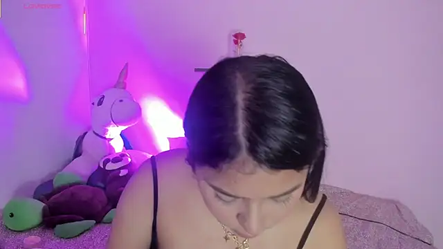 Oriana Guzman online show from November 2025 01:54:01 AM