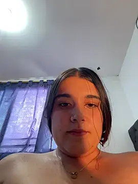 Snapshot of Magic-Smilee chatting on January 2025 09:11:02 PM Magic-Smilee online show from January 2025 09:11:02 PM