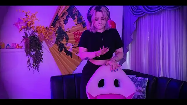 albaismynameX online show from March 2026 12:01:01 PM