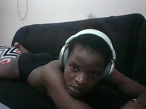 hotgal1112 online show from November 2025 09:18:01 PM