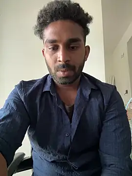 Snapshot of Handsomehunk_4U chatting on September 2025 06:20:02 AM Handsomehunk 4U online show from September 2025 06:20:02 AM