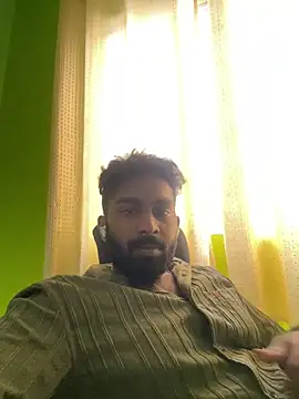 Snapshot of Handsomehunk_4U chatting on December 2024 09:58:01 AM Handsomehunk 4U online show from December 2024 09:58:01 AM