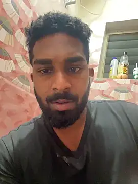 Snapshot of Handsomehunk_4U chatting on December 2024 05:18:02 PM Handsomehunk 4U online show from December 2024 05:18:02 PM