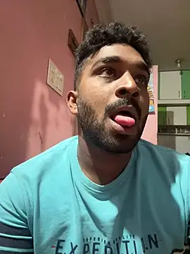 Snapshot of Handsomehunk_4U chatting on January 2025 04:42:01 PM Handsomehunk 4U online show from January 2025 04:42:01 PM