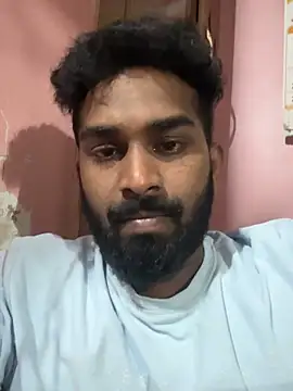 Snapshot of Handsomehunk_4U chatting on December 2024 05:26:01 PM Handsomehunk 4U online show from December 2024 05:26:01 PM