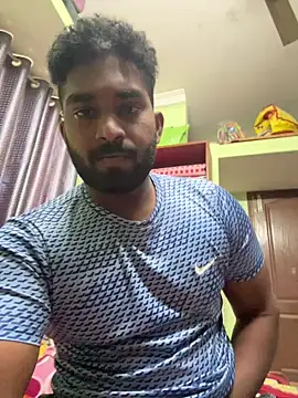 Snapshot of Handsomehunk_4U chatting on January 2025 06:07:01 AM Handsomehunk 4U online show from January 2025 06:07:01 AM