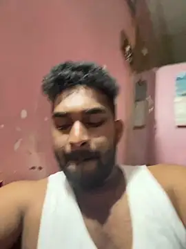 Snapshot of Handsomehunk_4U chatting on January 2025 04:48:01 PM Handsomehunk 4U online show from January 2025 04:48:01 PM