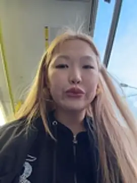 Aiko Yumi online show from April 2026 04:56:01 PM