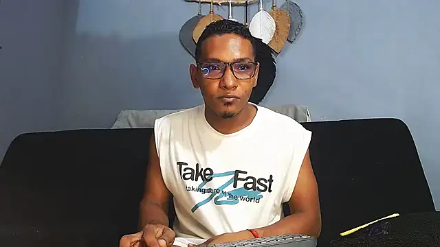 Grandeygruesa1 online show from January 2026 07:04:01 AM