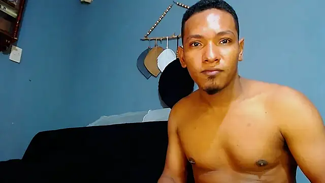 Grandeygruesa1 online show from February 2025 09:58:02 PM