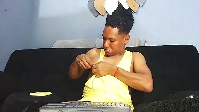 Grandeygruesa1 online show from December 2025 07:51:01 AM