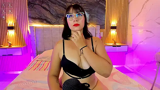 andreina26  online show from June 2026 09:36:02 PM
