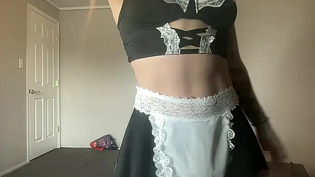 NatalieKneals online show from February 2025 05:29:02 PM