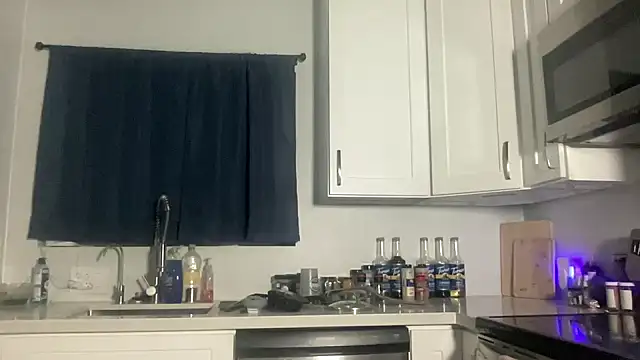 NatalieKneals online show from March 2026 04:45:01 AM