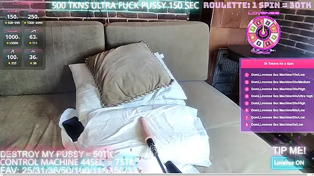 Snapshot of HotBaby666 chatting on November 2025 09:29:02 PM HotBaby666 online show from November 2025 09:29:02 PM