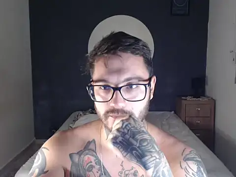 clark r online show from November 2025 12:36:02 AM