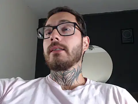 clark r online show from September 2025 11:44:02 PM