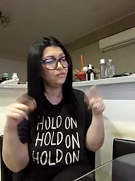 Milf Abigail online show from October 2025 01:49:02 AM