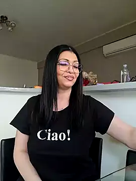 Snapshot of Milf_Abigail chatting on March 2025 09:09:01 AM Milf Abigail online show from March 2025 09:09:01 AM