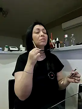 Milf Abigail online show from November 2025 01:38:01 AM