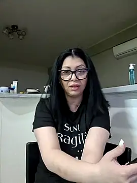 Milf Abigail online show from February 2026 12:44:02 AM