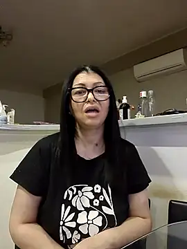 Milf Abigail online show from January 2026 01:12:02 AM