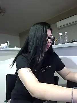 Milf Abigail online show from December 2025 03:09:01 AM