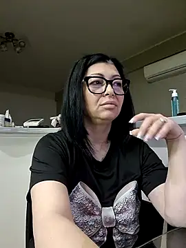 Milf Abigail online show from March 2026 01:51:02 AM