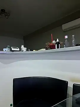 Milf Abigail online show from November 2025 02:55:02 AM