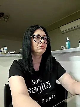 Milf Abigail online show from March 2026 01:39:01 AM