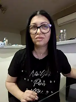 Milf Abigail online show from January 2026 12:37:02 AM