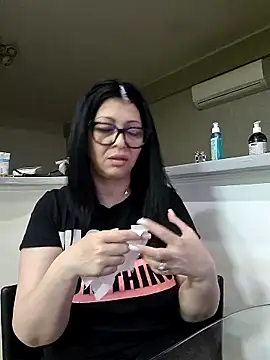 Milf Abigail online show from March 2026 11:48:02 PM