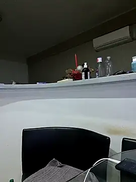 Milf Abigail online show from December 2025 03:52:02 AM