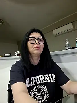 Milf Abigail online show from February 2026 02:56:02 AM