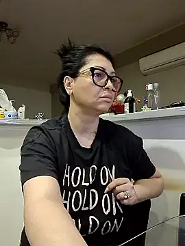 Milf Abigail online show from January 2026 04:30:01 AM