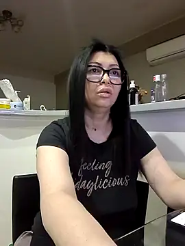 Milf Abigail online show from January 2026 02:18:02 AM