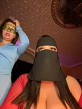 Snapshot of ORLA86 chatting on November 2025 11:15:02 PM ORLA86 online show from November 2025 11:15:02 PM