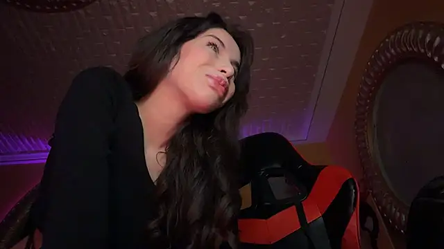 Snapshot of ORLA86 chatting on February 2025 07:56:01 PM ORLA86 online show from February 2025 07:56:01 PM