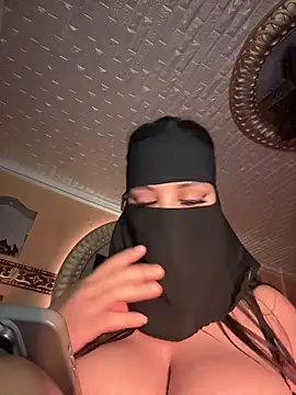 Snapshot of ORLA86 chatting on September 2025 11:23:02 PM ORLA86 online show from September 2025 11:23:02 PM