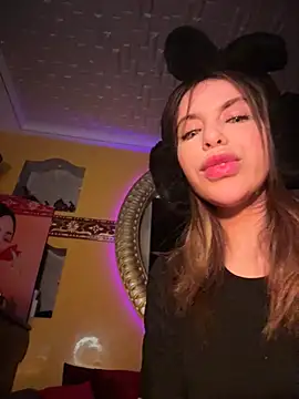 Snapshot of ORLA86 chatting on November 2025 10:14:02 PM ORLA86 online show from November 2025 10:14:02 PM