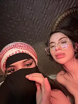 Snapshot of ORLA86 chatting on October 2025 12:23:02 AM ORLA86 online show from October 2025 12:23:02 AM